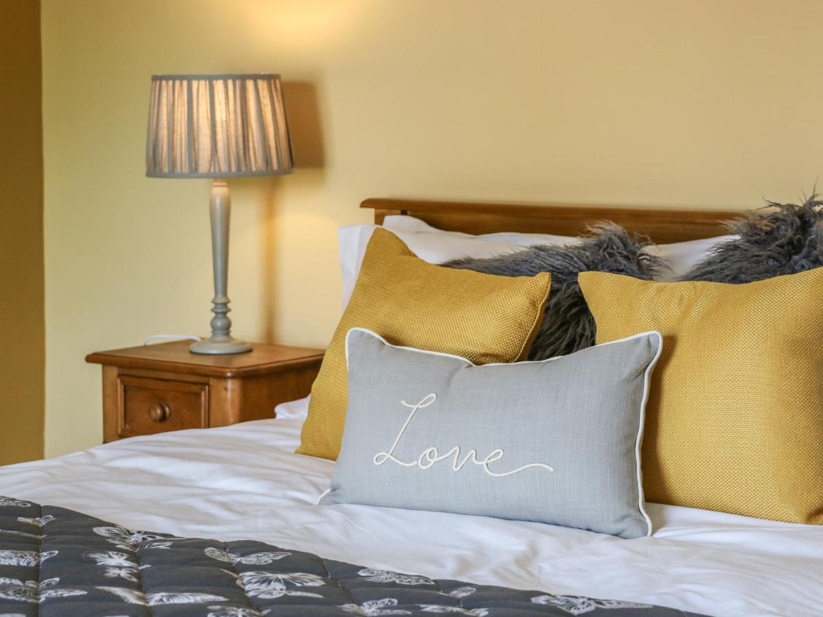 Вилла St Edmunds House Crakehall Экстерьер фото