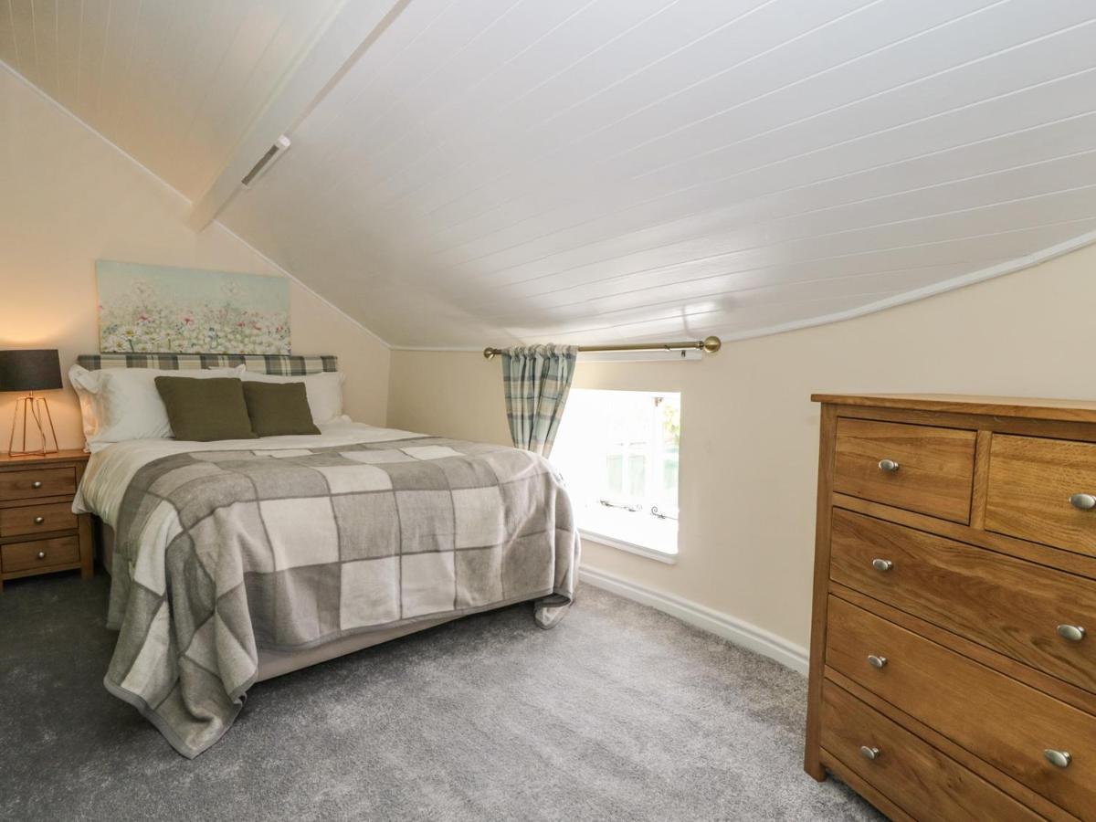 Вилла St Edmunds House Crakehall Экстерьер фото